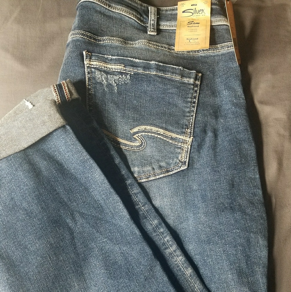 Silver Jeans boyfriend fit